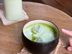 -彳亍咖啡·这里(水湾路店)