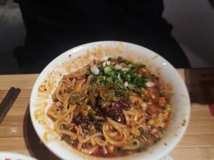 -周小波重庆小面·重庆名小吃(邹容路店)