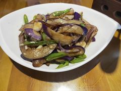 -邻家小馆(银都店)