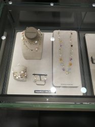 -周生生Chow Sang Sang(东方店)