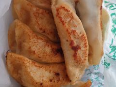 -劈柴院锅贴(沈阳路店)