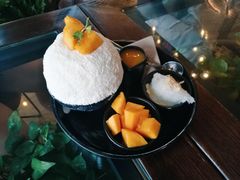 芒果雪冰-Cheevit Cheeva(Sirimangkalajarn)