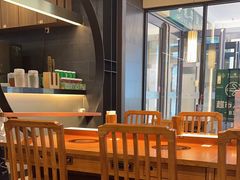 -呷哺呷哺(常营华联店)