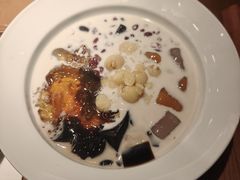 -RUXU入续糖水铺与包(卓悦中心店)