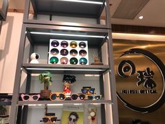 -回瑞眼镜·蔡司·依视路官方授权店(广益路万达店)
