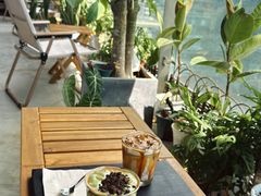 -luutosa  cafe & tea 鹿兔山