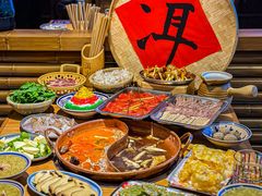 -洱火云南酸菜牛肉火锅(石景山当代商城店)