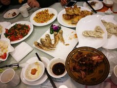 -黄家饺子东北特色菜馆(湖滨商业街店)