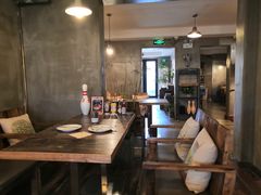 大堂-HIGH FIVE哈福手工汉堡(桂林路店)