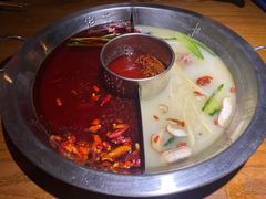 -佬土鹅肠火锅(解放路店)