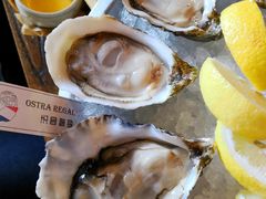 -斯普汇生蚝牛排馆(中骏世界城店)
