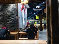 大堂-弄堂咪道-饭香·面香·馄饨香(兴梅店)