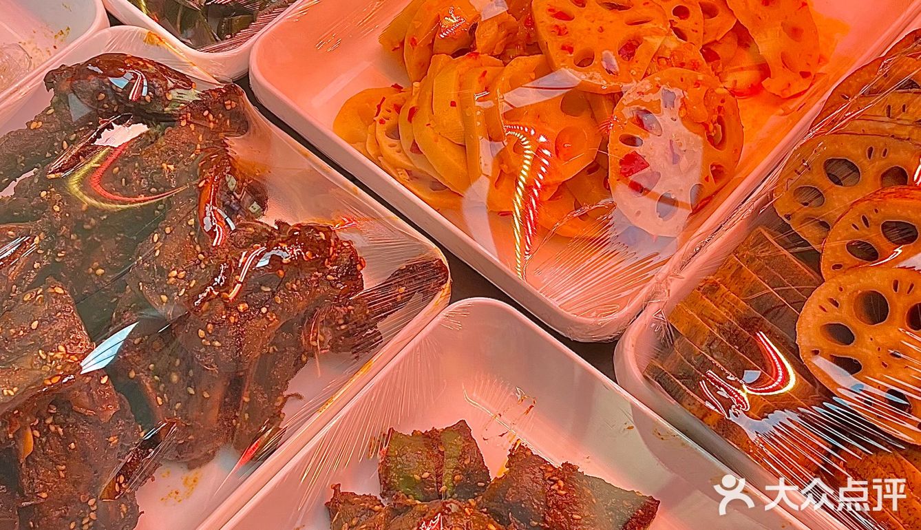 绝味鸭脖｜不到1⃣️块钱就可以买到可口的🦆翅啦