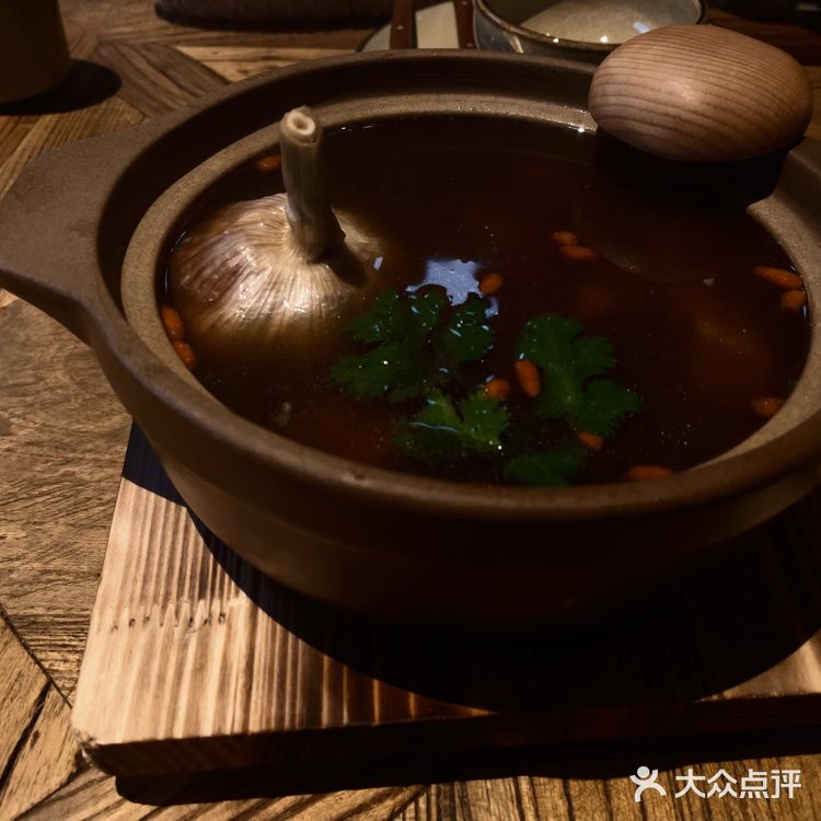 这边kitchen拿下了一片厂房，大搞作