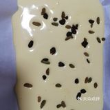 0失败戚风蛋糕攻略 1.三个鸡蛋，蛋白蛋黄分开装