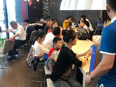 等位区-肯德基(北京南站店)