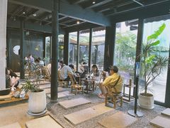 大堂-Metal hands·铁手咖啡