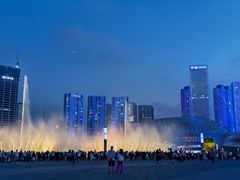 -东港音乐喷泉广场