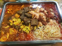 -在巷子里的烤肉店·螺蛳粉烤鱼·牛蛙(和美城店)