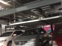 -世纪都会-停车场