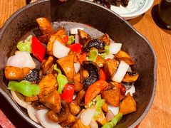 -云海肴·汽锅鸡·云南代表菜(天山百盛优客店)
