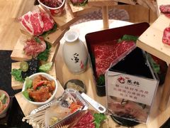 -万福炭火烤肉日本料理(新街口店)