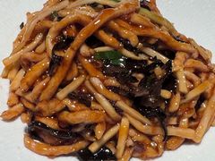 鱼香肉丝-北平楼·烤鸭·北京菜(牡丹园店)