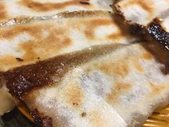 -阿洪锅贴王(小吃城店)