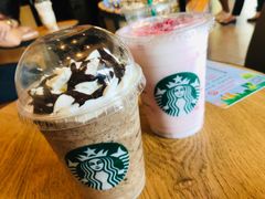 草莓酸奶星冰乐-星巴克(天津佛罗伦萨小镇店)