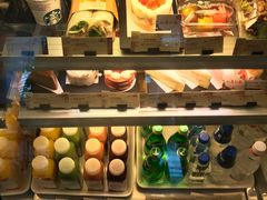 -星巴克臻选(周浦万达店)