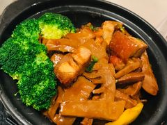 烧腩仔焖笋干-尚一汤·粤菜海鲜(环球港店)
