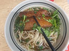 -小马牛肉面·牛骨熬制(南京博物院店)