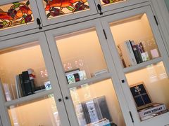 -Nathalie Djurberg与Hans Berg“牛皮纸包裹的月亮”-Prada荣宅当季展览