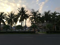 -亚龙湾中心广场