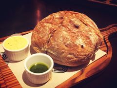 -恰餐厅及酒吧 CHAR Bar & Grill (北京丽都皇冠假日店)