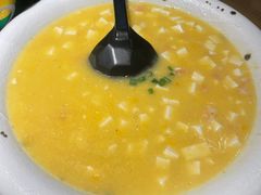 咸蛋黄虾仁豆腐-石头咕(黄岐店)