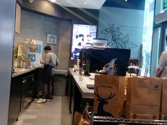 -瑞幸咖啡(杭州绿地中央店)