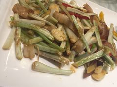 -朱仔记食府(江南大道店)