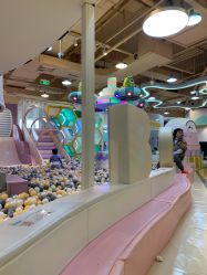 -多多淘儿童体验中心(重庆来福士店)