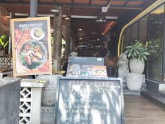 -Pundi Pundi Restaurant