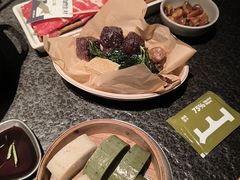 -三出山火锅(南京万象天地店)