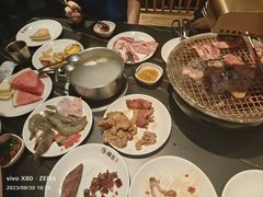 -韩京炭火烤肉自助料理(柯桥万达店)