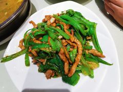 青椒肉丝-旅宁大酒店