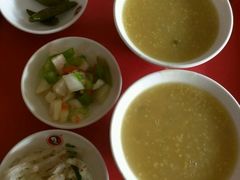 -闫家驴肉老店(华电一校店)