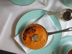 -The Diamond Jubilee Tea Salon at Fortnum & Mason
