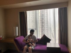 客厅-青岛富力艾美酒店