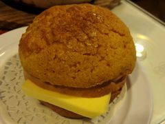 -新大咀港式茶餐厅(宝山万达店)