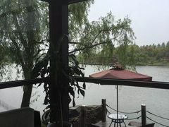 -上海怡沁园度假酒店