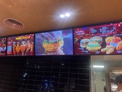 -肯德基(湾畔店)
