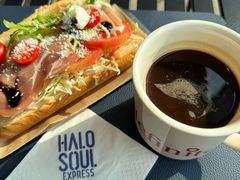 -HALO SOUL COFFEE·咖啡·甜品·简餐(嘉年华海信广场店)